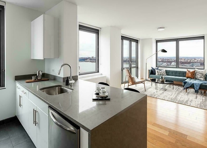 3 Bedrooms, Hell's Kitchen Rental in NYC for $8,495 - Photo 1