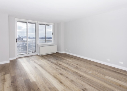 2 Bedrooms, Hell's Kitchen Rental in NYC for $4,650 - Photo 1