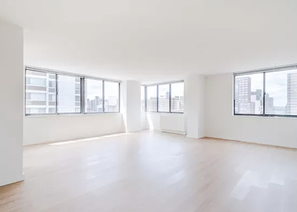West 95 Street  - Photo 1
