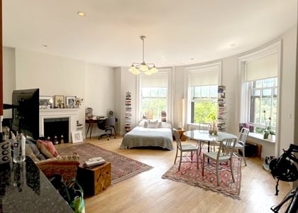 74 Riverside Drive, New York,  - Photo 1