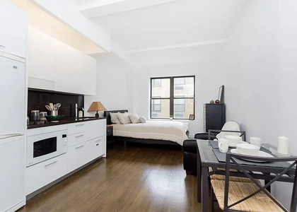 91th Street and broadway - Photo 1