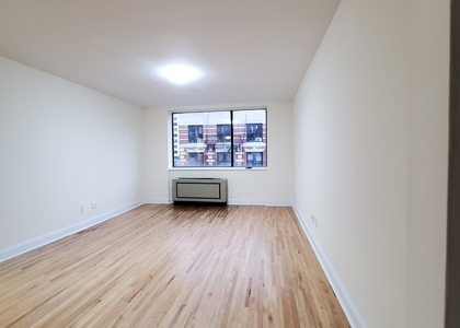 Studio, Hell's Kitchen Rental in NYC for $2,900 - Photo 1