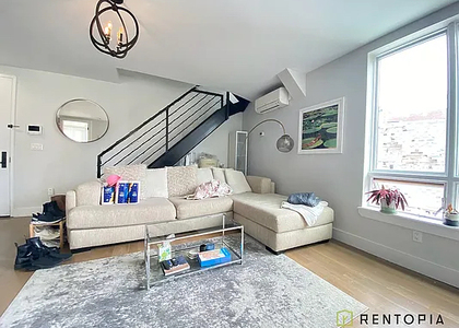 77 Berry Street - Photo 1