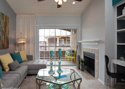 2 Bedrooms, Oak Lawn Rental in Dallas for $1,925 - Photo 1