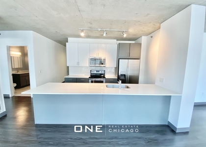 3 Bedrooms, The Loop Rental in Chicago, IL for $4,975 - Photo 1