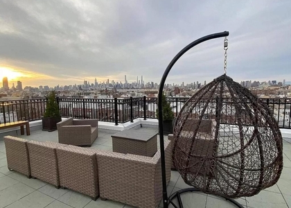 1 Bedroom, Astoria Rental in NYC for $3,300 - Photo 1