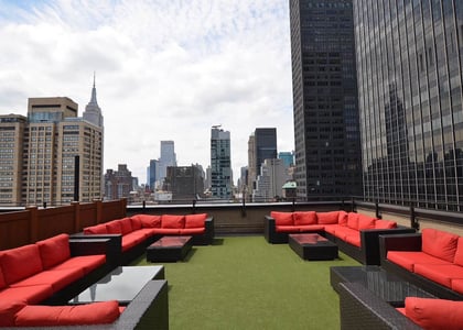 East 39th Street - Photo 1