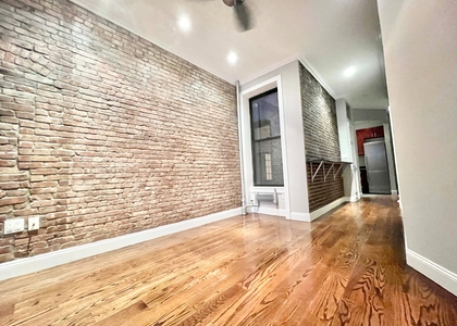 3 Bedrooms, Yorkville Rental in NYC for $6,200 - Photo 1