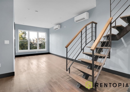 540 Driggs Ave - Photo 1