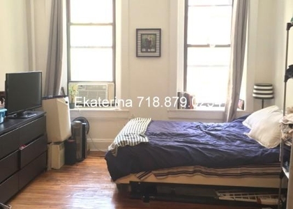 224 East 70th Street - Photo 1