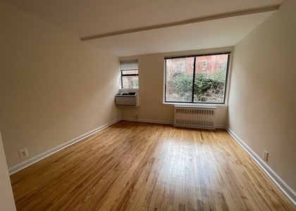 2 Bedrooms, East Village Rental in NYC for $5,500 - Photo 1