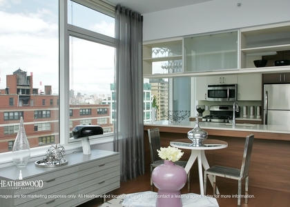2 Bedrooms, Long Island City Rental in NYC for $4,771 - Photo 1