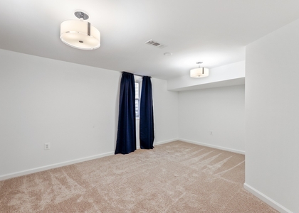 Room, Logan Circle - Shaw Rental in Washington, DC for $1,300 - Photo 1