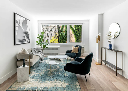  East 34th Street - Photo 1