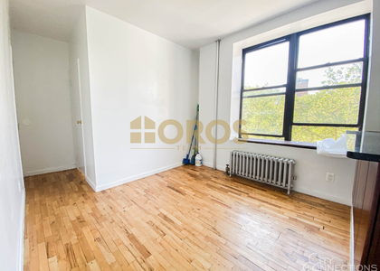 E 2nd St - Photo 1