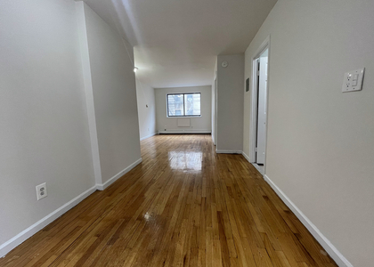 1 Bedroom, Inwood Rental in NYC for $1,950 - Photo 1