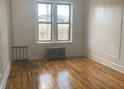 1735 Lafayette Avenue - Photo 1