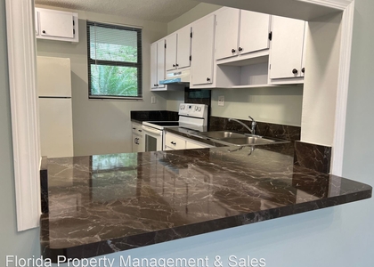 2 Bedrooms, Forest Hills Rental in Miami, FL for $2,000 - Photo 1