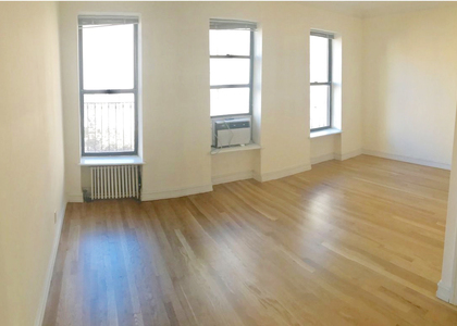 2 Bedrooms, Sutton Place Rental in NYC for $3,600 - Photo 1