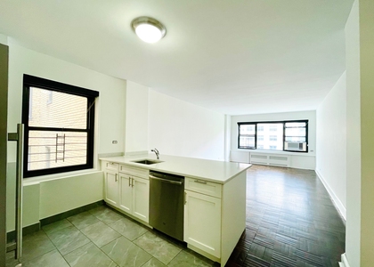 2 Bedrooms, Sutton Place Rental in NYC for $7,900 - Photo 1