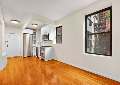 East 25th Street - Photo 1