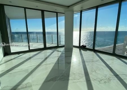 4 Bedrooms, Tatum's Ocean Beach Park Rental in Miami, FL for $35,000 - Photo 1