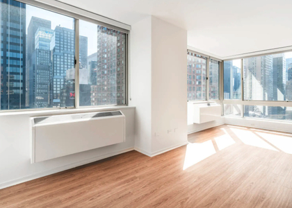 2 Bedrooms, Hell's Kitchen Rental in NYC for $6,200 - Photo 1