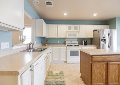 3 Bedrooms, Turtle Creek Village Rental in Austin-Round Rock Metro Area, TX for $2,200 - Photo 1