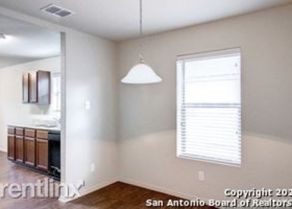 3 Bedrooms, Kingsborough Ridge Rental in San Antonio, TX for $1,625 - Photo 1