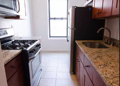1 Bedroom, Jackson Heights Rental in NYC for $2,000 - Photo 1