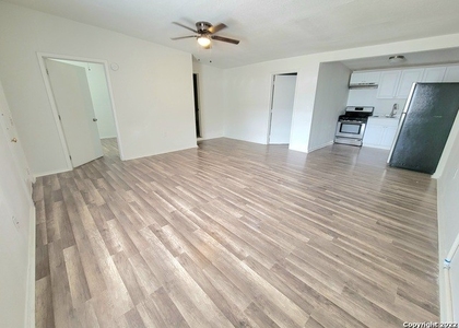 2 Bedrooms, Westlawn Rental in San Antonio, TX for $950 - Photo 1