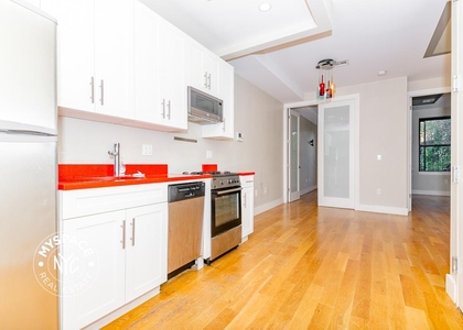 250 Melrose Street - Photo 1