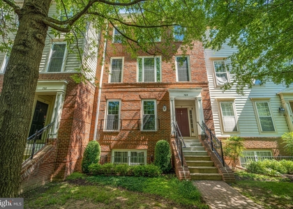 3 Bedrooms, Old Town Greens Rental in Washington, DC for $3,500 - Photo 1