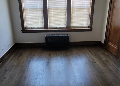 1 Bedroom, Brainerd Rental in Chicago, IL for $900 - Photo 1