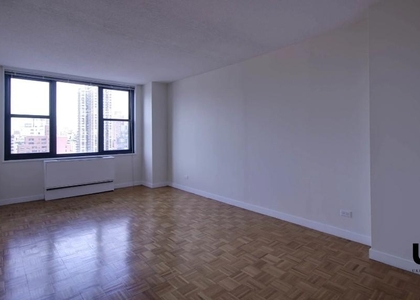 1 Bedroom, Yorkville Rental in NYC for $4,300 - Photo 1