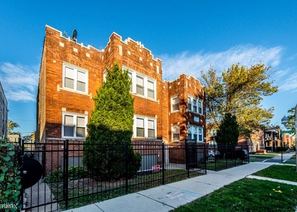 2 Bedrooms, Chicago Lawn Rental in Chicago, IL for $960 - Photo 1