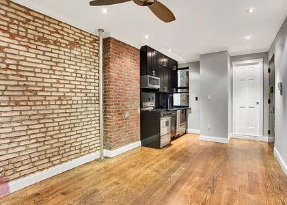 2 Bedrooms, East Village Rental in NYC for $4,300 - Photo 1