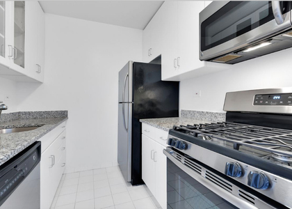 West 88 Street - Photo 1