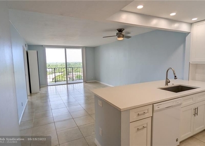 2 Bedrooms, South Middle River Rental in Miami, FL for $2,100 - Photo 1
