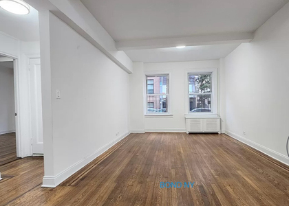 156 East 37th Street - Photo 1