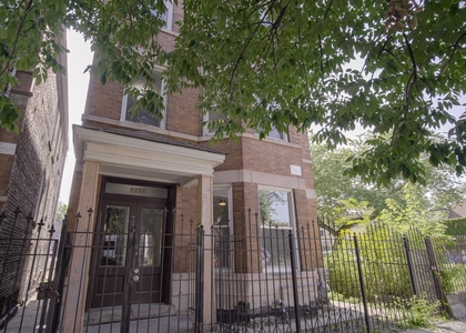 3 Bedrooms, Little Village Rental in Chicago, IL for $1,700 - Photo 1
