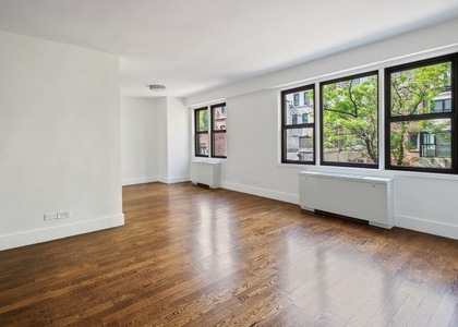 2 Bedrooms, Upper East Side Rental in NYC for $7,395 - Photo 1