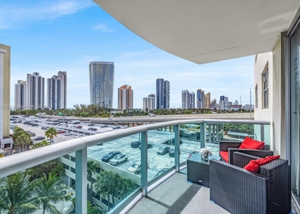 2 Bedrooms, Golden Shores Ocean Boulevard Estates Rental in Miami, FL for $4,000 - Photo 1