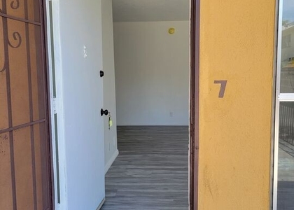 2 Bedrooms, Mid-Town North Hollywood Rental in Los Angeles, CA for $2,450 - Photo 1