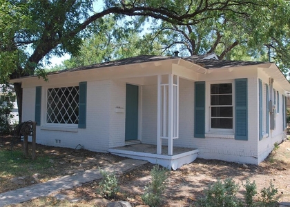 3 Bedrooms, Cedar Hill Estates Rental in Dallas for $2,350 - Photo 1