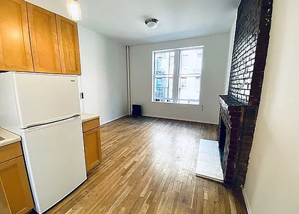 189 Waverly Place - Photo 1