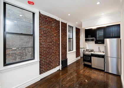 2 Bedrooms, East Village Rental in NYC for $5,200 - Photo 1