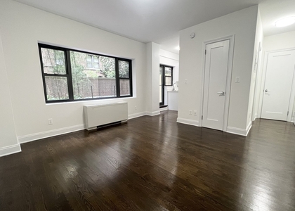 Studio, Sutton Place Rental in NYC for $3,300 - Photo 1