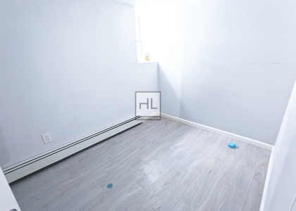 3 Bedrooms, Wakefield Rental in NYC for $2,200 - Photo 1