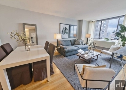 2 Bedrooms, Hell's Kitchen Rental in NYC for $6,100 - Photo 1